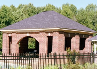 Custom garage with distinctive design features by MasterCraft Construction