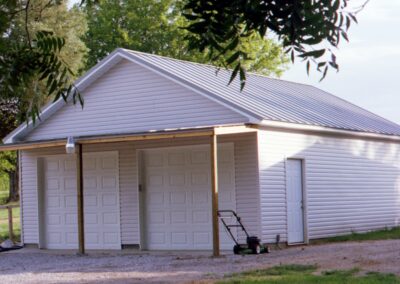 Multi-door garage built by MasterCraft Construction