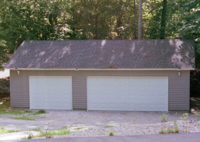 Multi-door garage built by MasterCraft Construction
