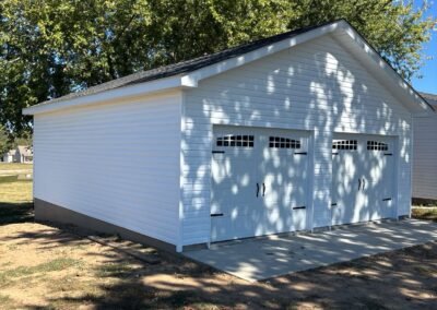 Multi-door garage built by MasterCraft Construction